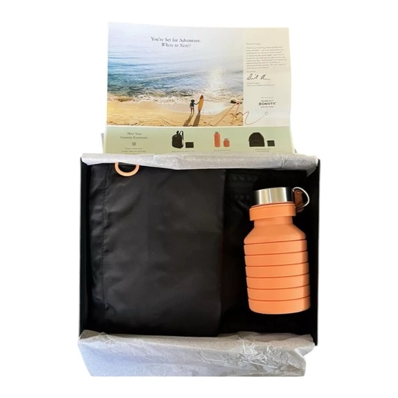 NEW Marriott Bonvoy Travel Essentials Gift Set Elite Members Exclusive - Picture 1 of 15
